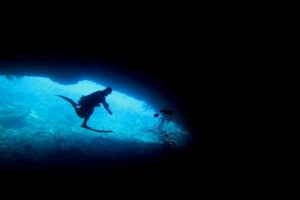 How Advanced Diving Courses Help You Prepare for More Challenging Dive Conditions